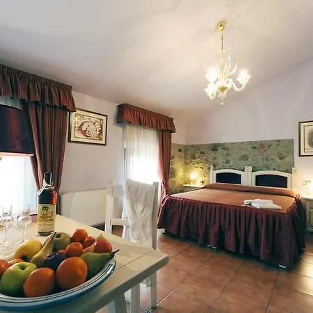 Antica San Leonardo 1554 Mini-hôtel *